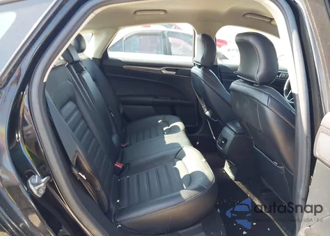 2017 Ford Fusion Se z USA, uszkodzony, nr VIN 3FA6P0H91HR227353